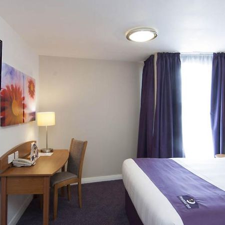 Premier Inn Cannock South Buitenkant foto