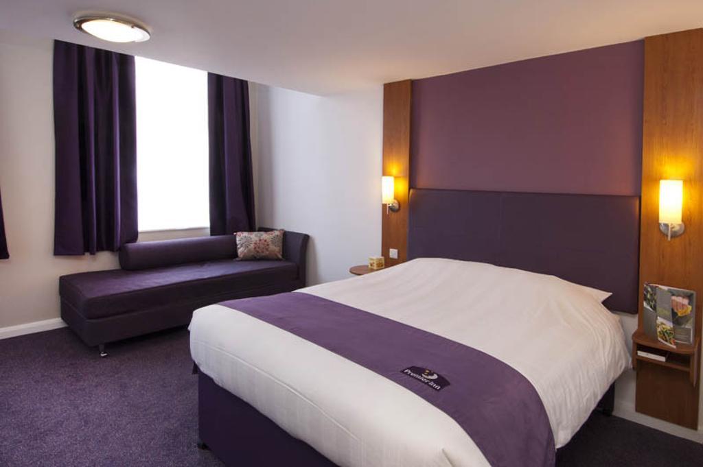 Premier Inn Cannock South Buitenkant foto