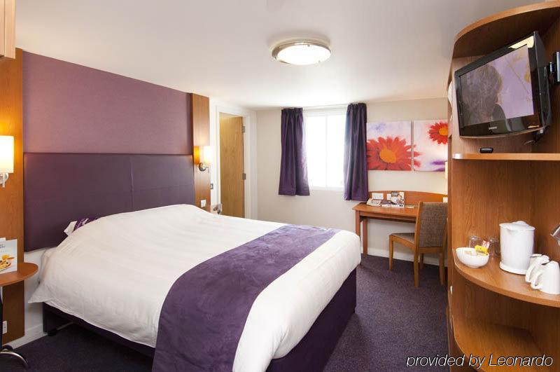 Premier Inn Cannock South Buitenkant foto